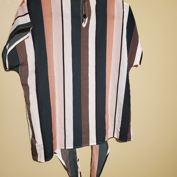 Shein Striped Shirt - Picture 3 of 4
